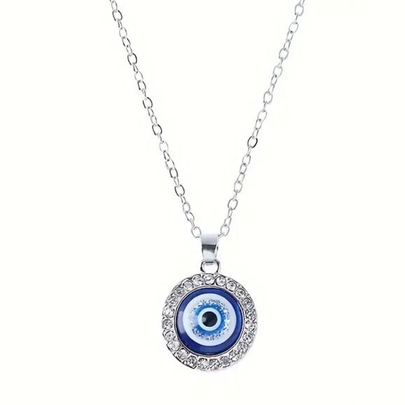 👁️ Silver Evil Eye Pendant Necklace 👁️ - Picture 2 of 12